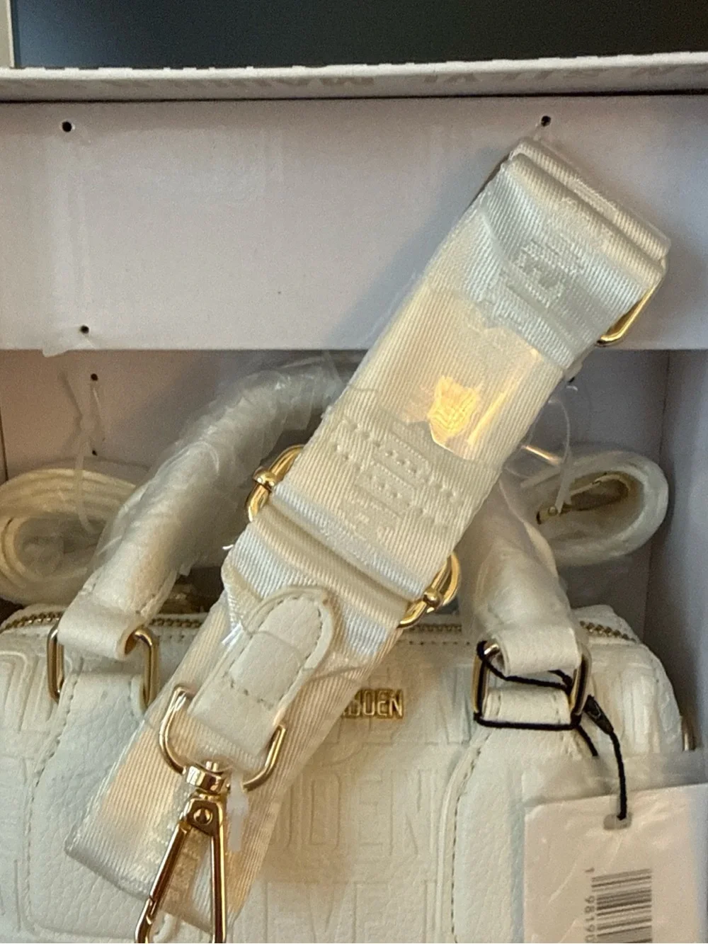 Steve Madden White Embossed Cardholder Keychain with Gold Hardware